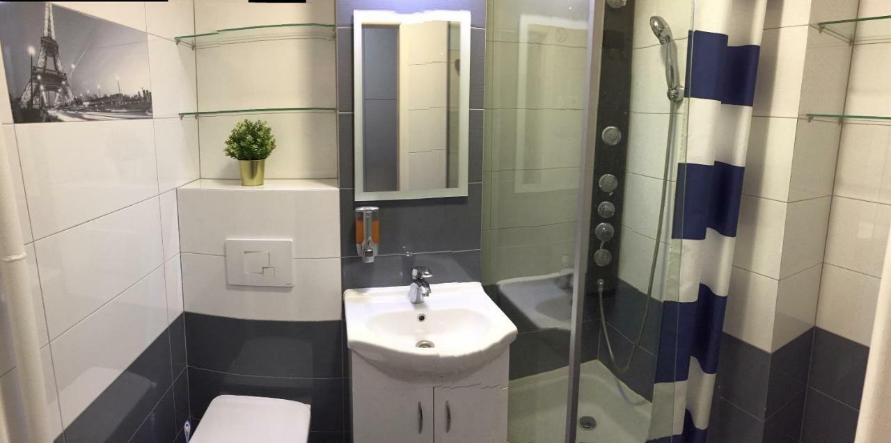 Апартаменты Apartament Metro Pole Mokotowskie II Варшава Экстерьер фото